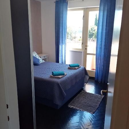 Jan Apartment โรวีน ภายนอก รูปภาพ